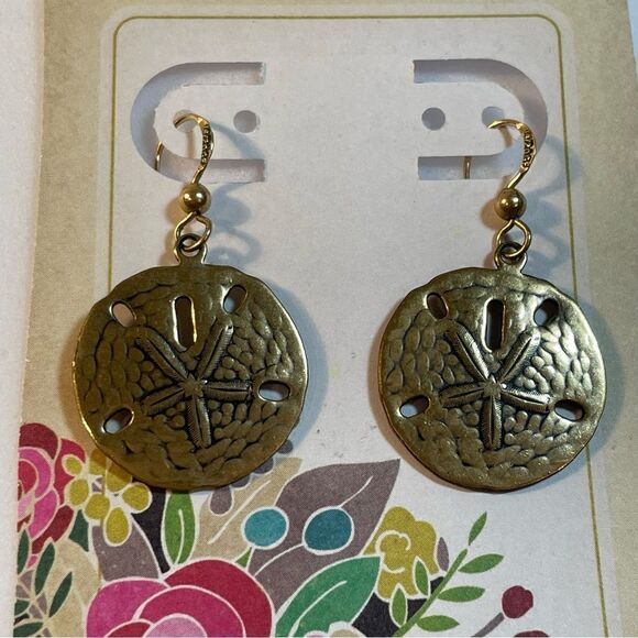 Sand dollar earrings with 14/20 Gold filled mark on war wires - Picture 6 of 8